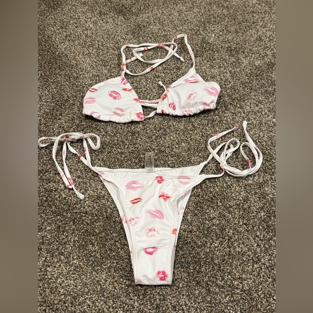 White And Pink Lip-Print String Bikini Set - Side Tie - Swimwear - size Medium